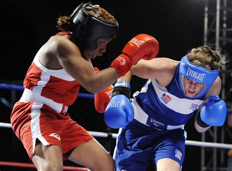 naked ladies boxing